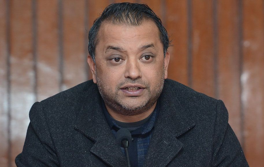 झाँक्री र बालेनको प्रसंशा गर्दै गगन थापाले दिए फोहोर व्यवस्थापनका ६ सुझाव 